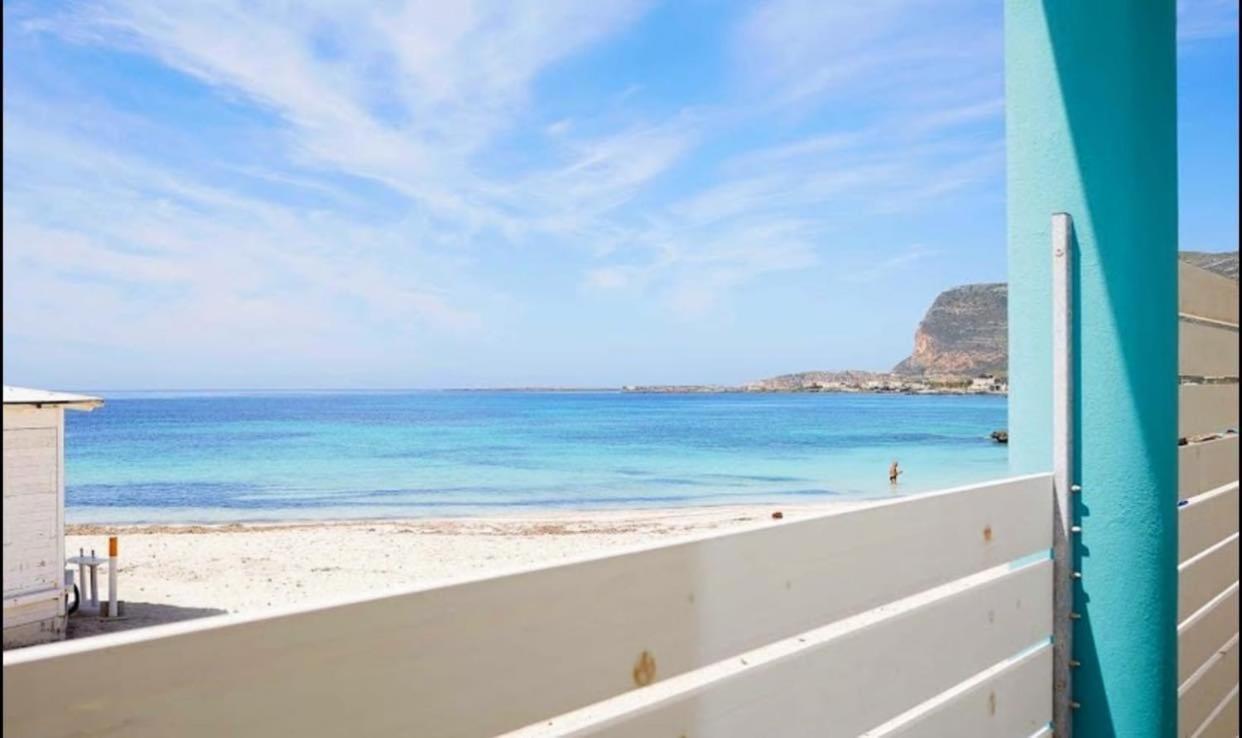 Bed and Breakfast Stabilimento Lido Burrone Favignana Esterno foto