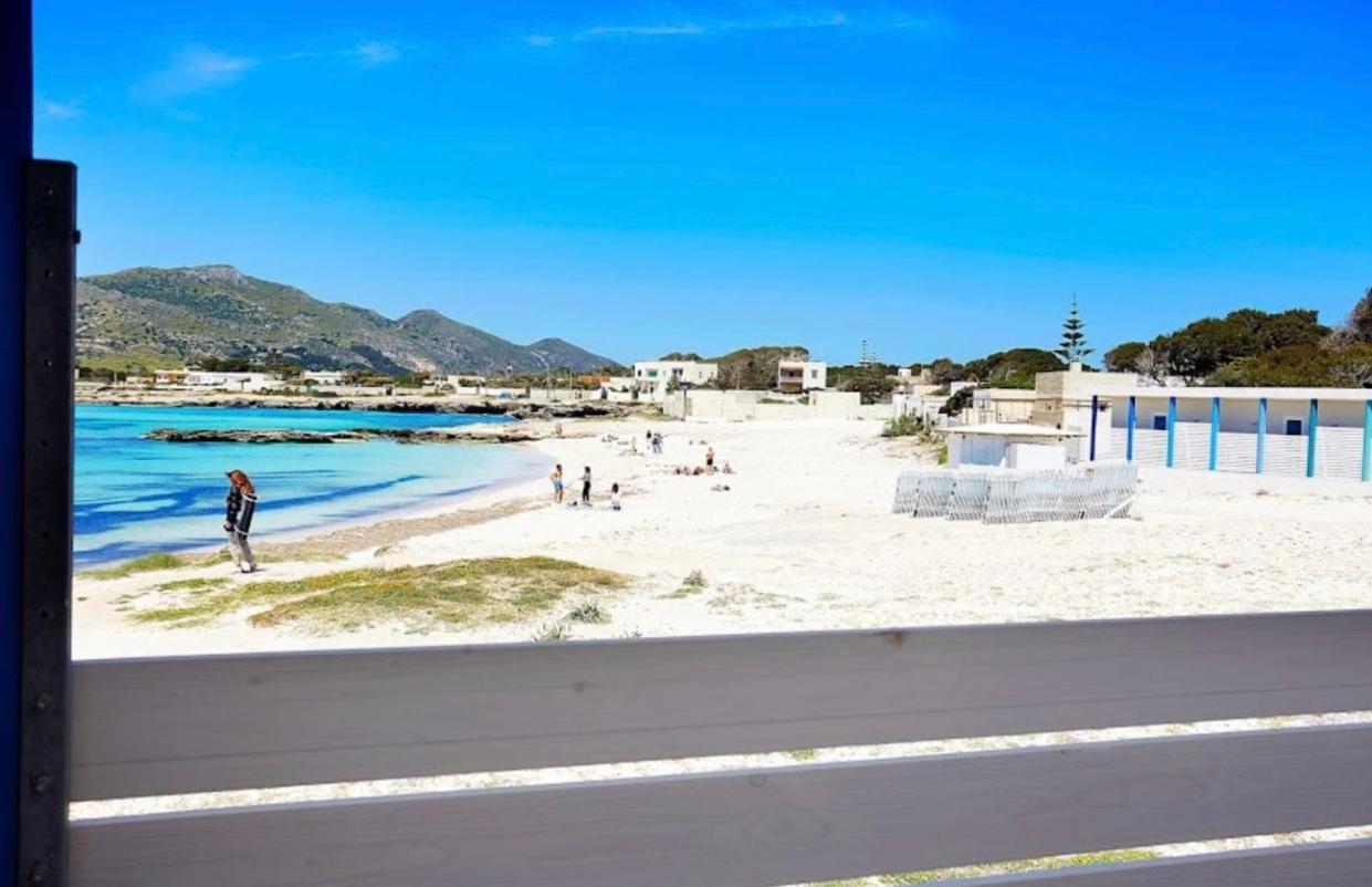 Bed and Breakfast Stabilimento Lido Burrone Favignana Esterno foto
