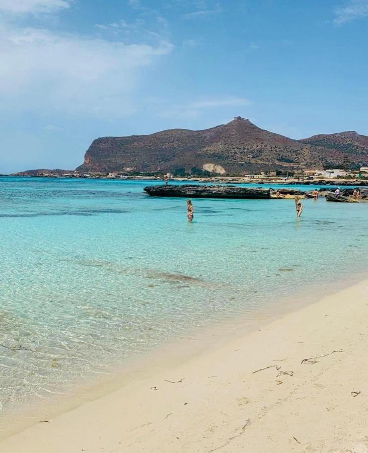 Bed and Breakfast Stabilimento Lido Burrone Favignana Esterno foto