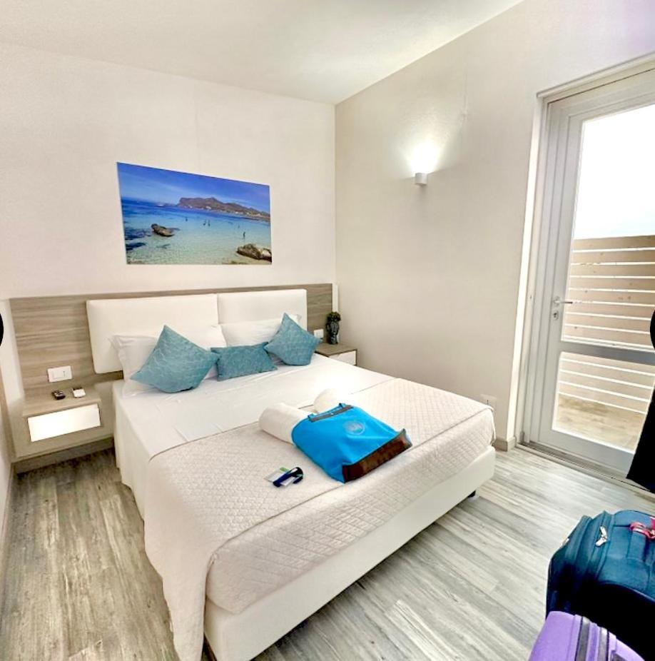 Bed and Breakfast Stabilimento Lido Burrone Favignana Esterno foto
