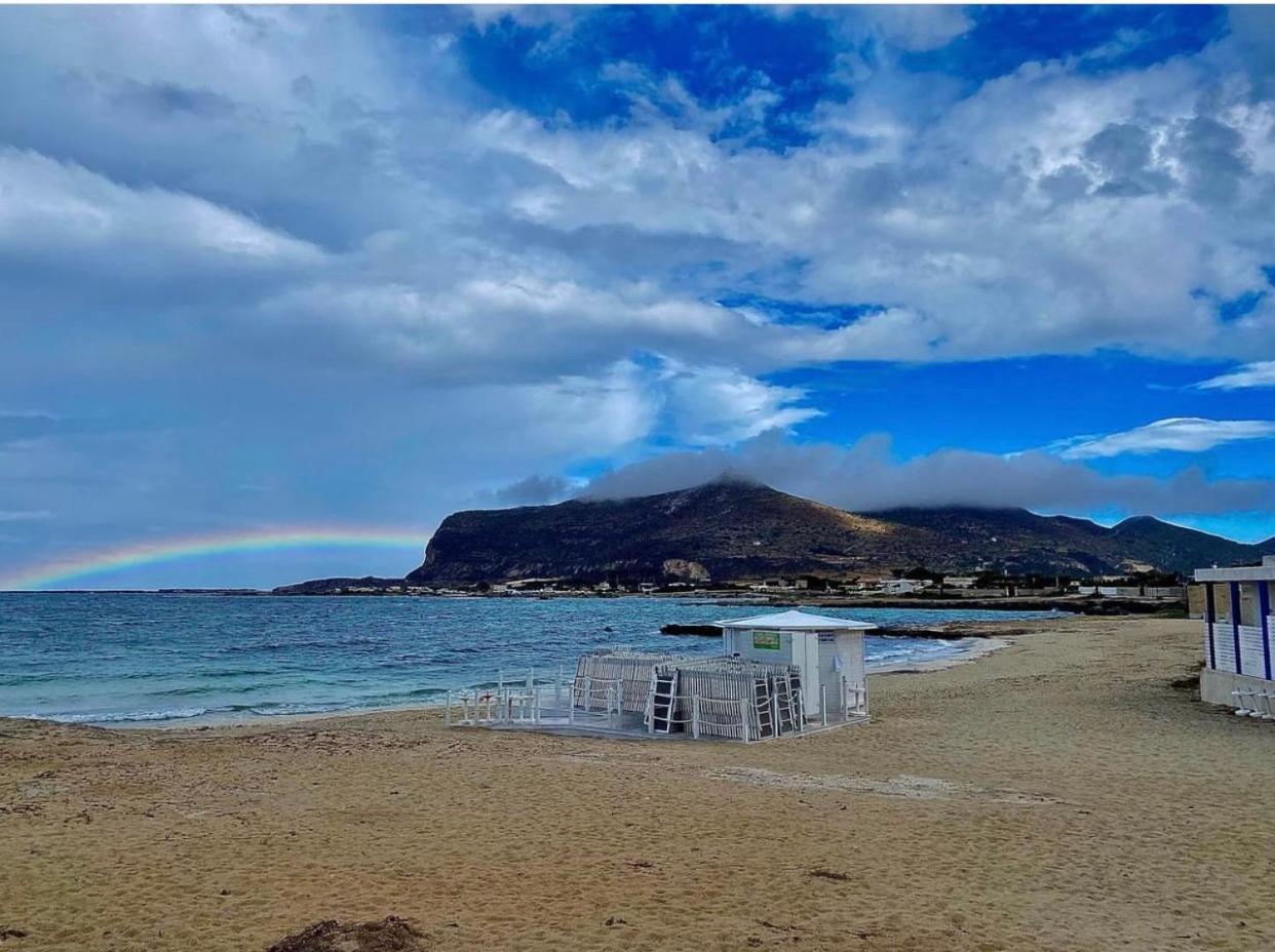 Bed and Breakfast Stabilimento Lido Burrone Favignana Esterno foto