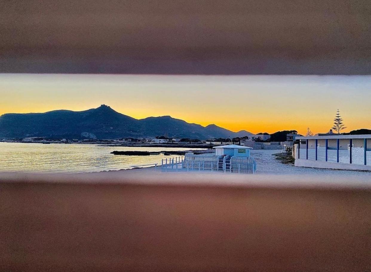 Bed and Breakfast Stabilimento Lido Burrone Favignana Esterno foto